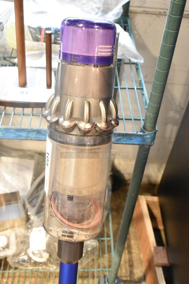 Dyson B8T-US-MJK3213A Vacuum Cleaner. - Image 6 of 9