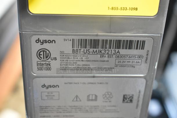 Dyson B8T-US-MJK3213A Vacuum Cleaner. - Image 8 of 9