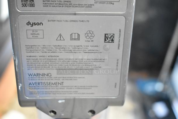 Dyson B8T-US-MJK3213A Vacuum Cleaner. - Image 9 of 9