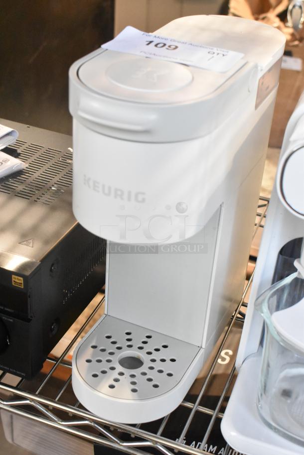 Keurig Countertop Single Cup Coffee Maker. 120 Volts, 1 Phase. - Image 4 of 10