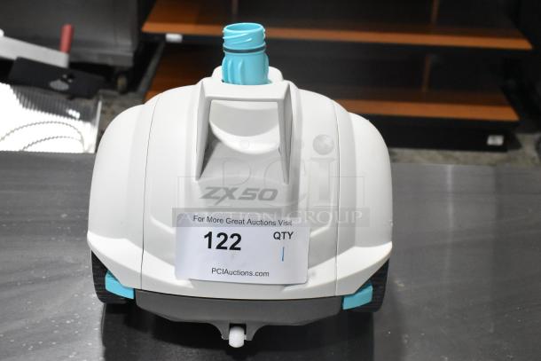 ZX50 Vacuum Cleaner Pieces - Image 5 of 8