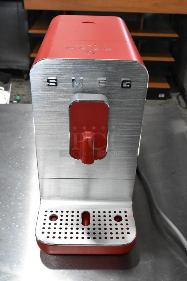 Smeg BCC01RDMUS Countertop Fully Automatic Coffee Machine. 120 Volts, 1 Phase. - Image 1 of 10