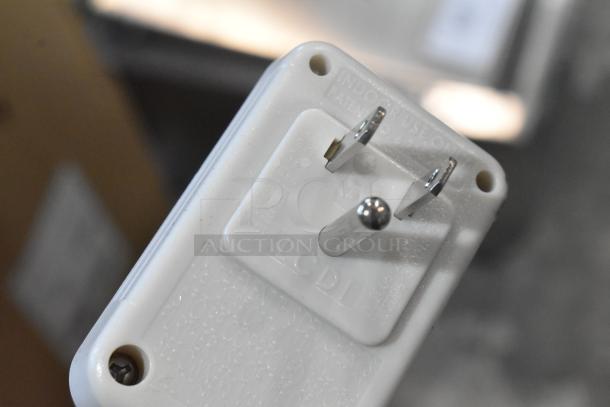 Friedrich CCF08B10A Window Mount Air Conditioner. 115 Volts, 1 Phase. - Image 6 of 8