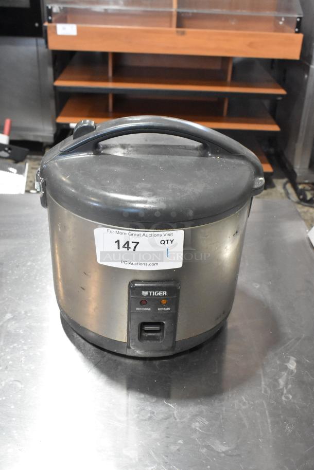 Tiger JNP-S18U Countertop Rice Cooker. 120 Volts, 1 Phase. - Image 1 of 9