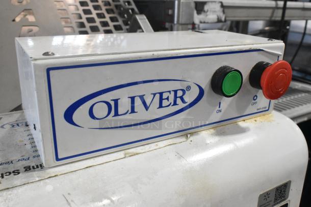 Oliver 797-32NC Metal Commercial Floor Style Bread Loaf Slicer. 115 Volts, 1 Phase. - Image 4 of 9