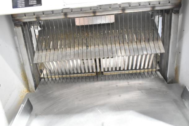 Oliver 797-32NC Metal Commercial Floor Style Bread Loaf Slicer. 115 Volts, 1 Phase. - Image 6 of 9