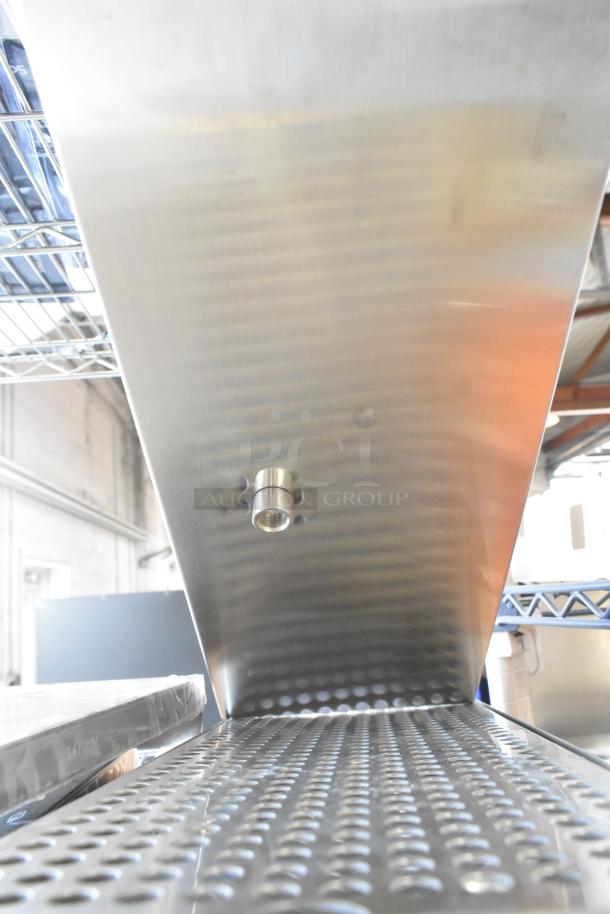 5 BRAND NEW SCRATCH AND DENT! Items Including Drip Trays and Stainless Steel Panels. 5 Times Your Bid! - Image 6 of 6