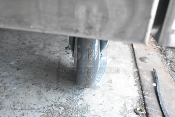 QualServ Stainless Steel Commercial Portable Sink. - Image 6 of 8