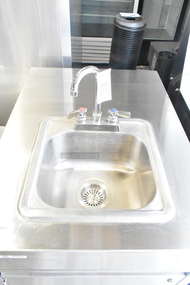 QualServ Stainless Steel Commercial Portable Sink on Commercial Casters. - Image 3 of 7