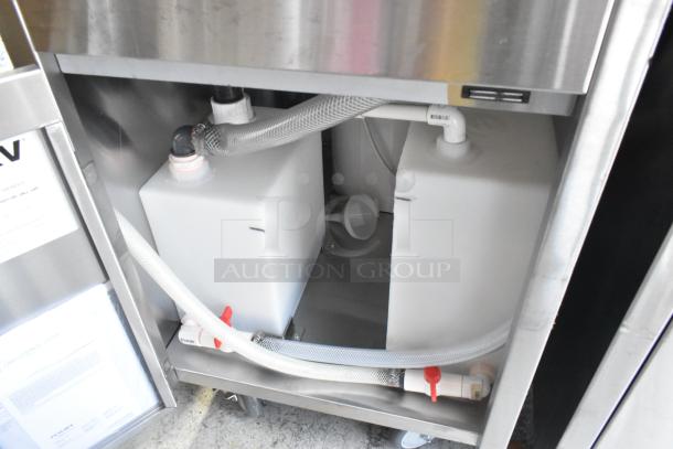 QualServ Stainless Steel Commercial Portable Sink on Commercial Casters. - Image 4 of 7