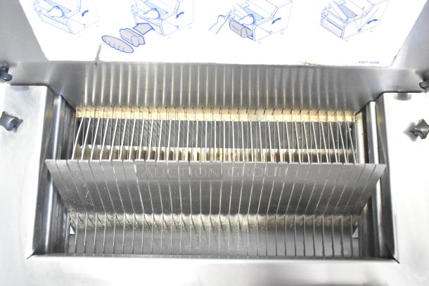 Oliver 732-N Metal Commercial Countertop Bread Loaf Slicer. 115 Volts, 1 Phase. - Image 4 of 7
