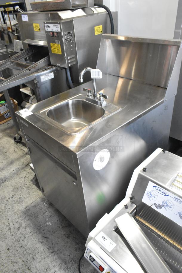 QualServ WMSC24MS Stainless Steel Commercial Portable Sink on Commercial Casters. - Image 3 of 7