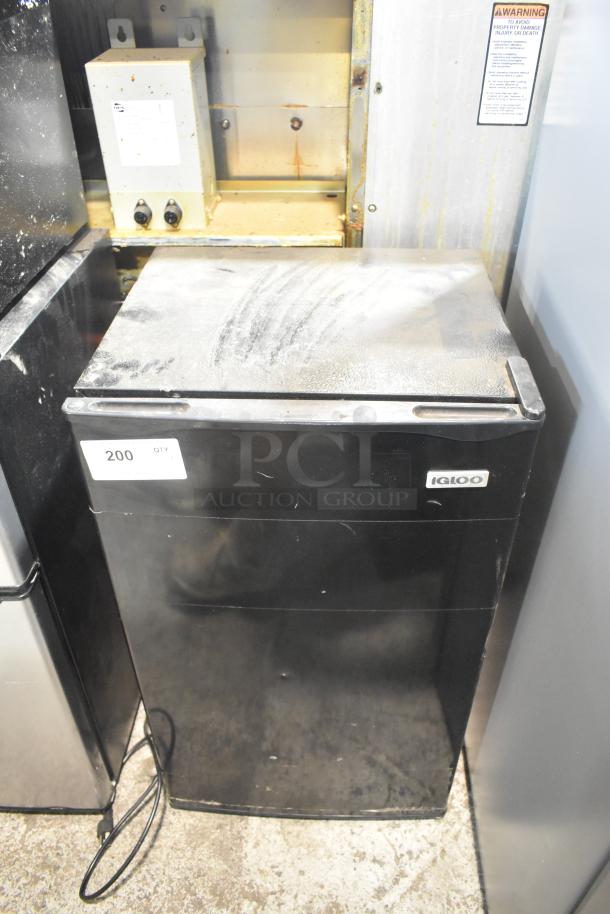 Igloo IRF32BK Mini Cooler. 115 Volts, 1 Phase. - Image 1 of 7