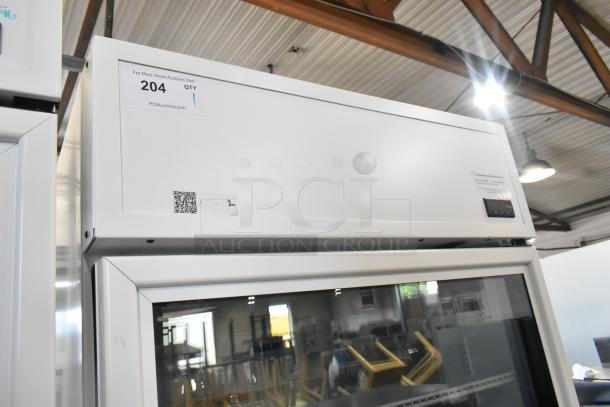 2021 True TSCI-600R-G-PH Metal Commercial Single Door Reach In Cooler Merchandiser w/ Poly Coated Racks. 115 Volts, 1 Phase. - Image 3 of 8