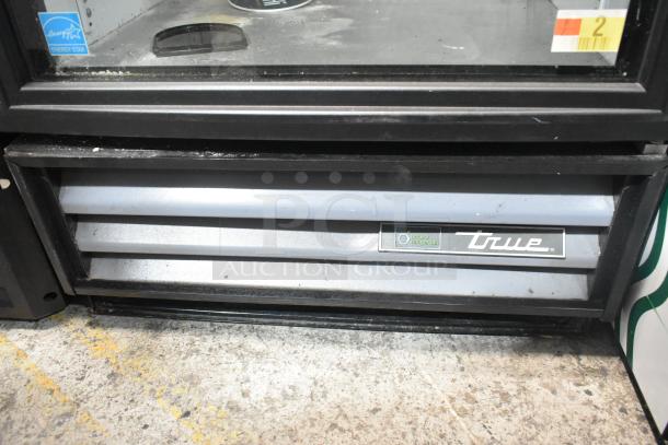 2016 True GDM-12-HC-LD Metal Commercial Single Door Reach In Cooler Merchandiser w/ Poly Coated Racks. 115 Volts, 1 Phase. - Image 3 of 7