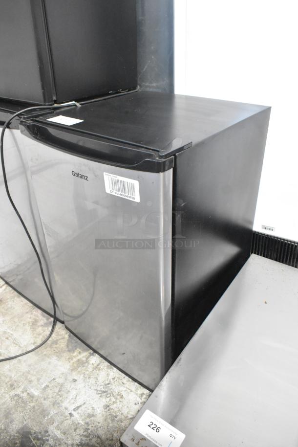 Galanz GL43S5 Mini Cooler. 115 Volts, 1 Phase. - Image 2 of 7