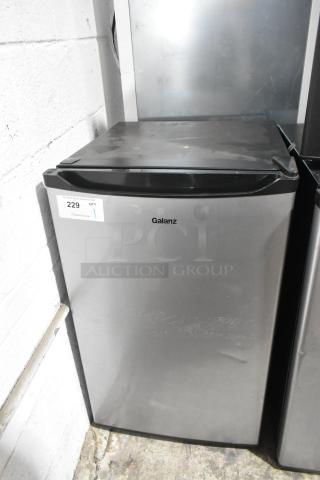 Galanz GL43S5 Mini Cooler. 115 Volts, 1 Phase. - Item #1193331