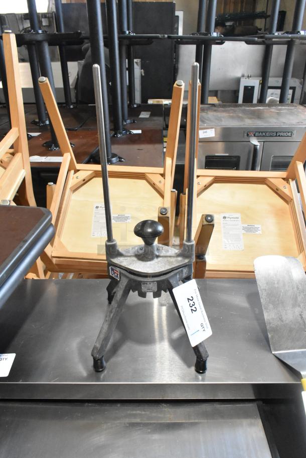 Nemco 55550-8 Metal Countertop Wedger. - Image 1 of 6