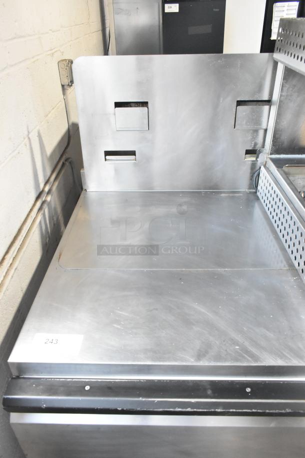 Silver King SKF72D Stainless Steel Commercial Freezer Prep Table w/ 5 Drawers. 115 Volts, 1 Phase. - Image 3 of 5