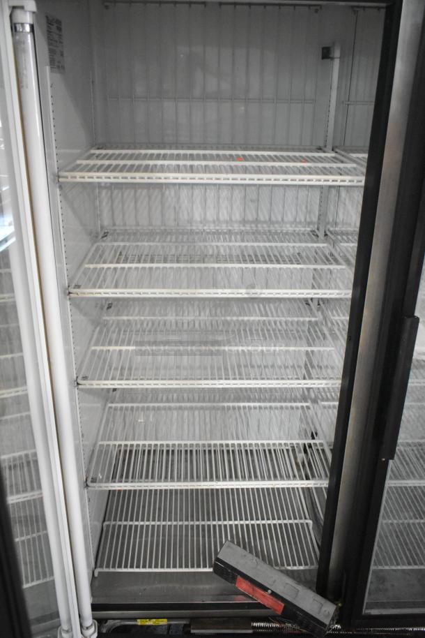 True GDM-72F Metal Commercial 3 Door Reach In Freezer Merchandiser w/ Poly Coated Racks. 115/208-230 Volts, 1 Phase. - Image 6 of 9
