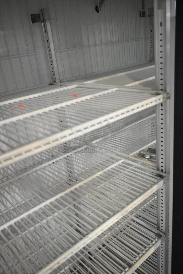 True GDM-72F Metal Commercial 3 Door Reach In Freezer Merchandiser w/ Poly Coated Racks. 115/208-230 Volts, 1 Phase. - Image 7 of 9