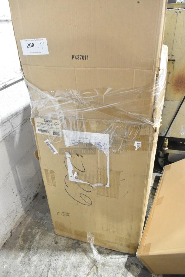 BRAND NEW SCRATCH AND DENT! Salsbury 3705S-03AFU Horizontal Mailbox - Image 2 of 4