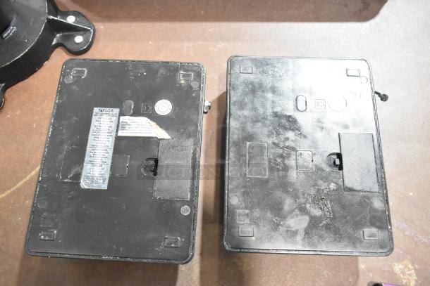 2 Taylor TE32FT Countertop Food Portioning Scale. 2 Times Your Bid! - Image 5 of 5