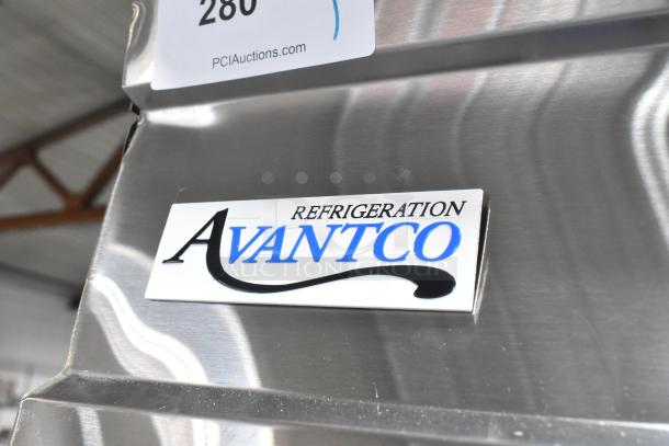 BRAND NEW SCRATCH AND DENT! 2024 Avantco 178SS1RHC Stainless Steel Commercial Single Door Reach In Cooler on Commercial Casters. 115 Volts, 1 Phase. - Image 4 of 8