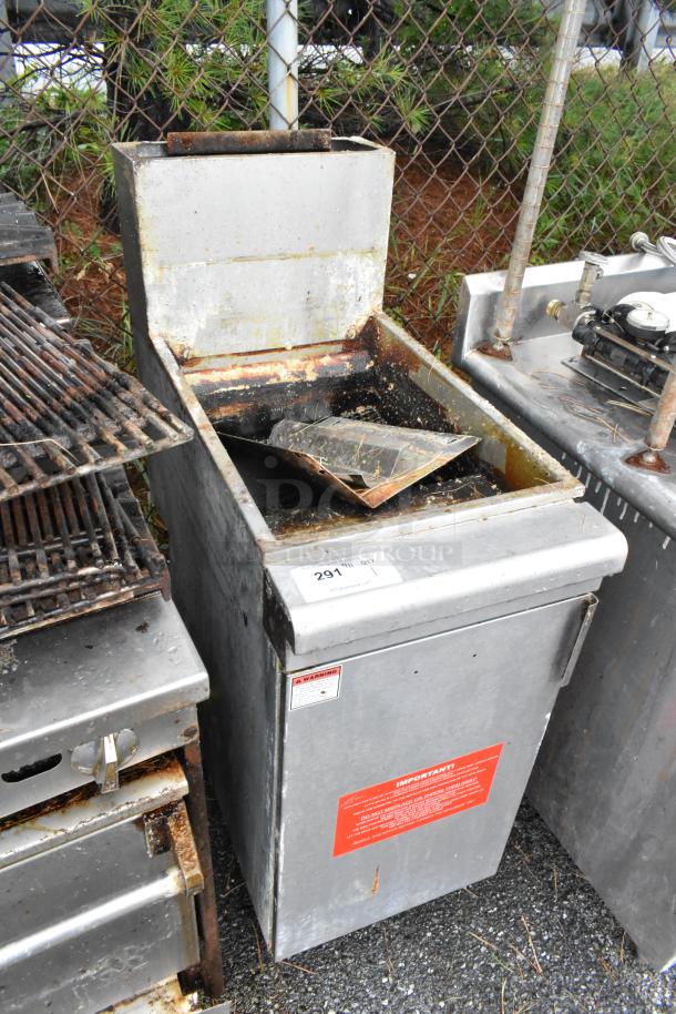 GF-90/LPG Stainless Steel Commercial Floor Style Propane Gas Powered Deep Fat Fryer. 90,000 BTU. - Image 2 of 7