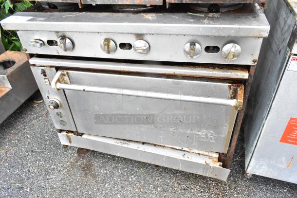 Jade Range Stainless Steel Commercial Natural Gas Powered 6 Burner Range w/ Salamander Cheese Melter and Convection Oven. - Image 6 of 9