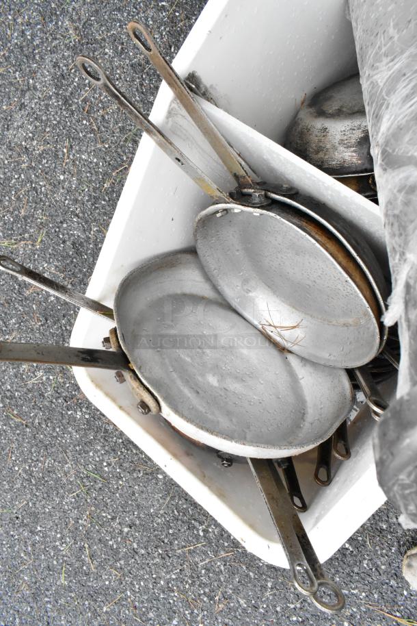 White Poly Ingredient Bin w/ Contents on Commercial Casters. - Image 4 of 5