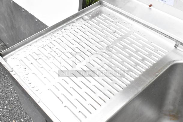 LaCrosse Stainless Steel 4 Bay Sink w/ Dual Drain Boards, 2 Faucets and Handles. - Image 4 of 8