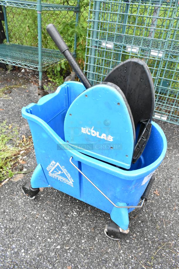 Ecolab Blue Poly Mop Bucket on Commercial Casters. - Image 2 of 3