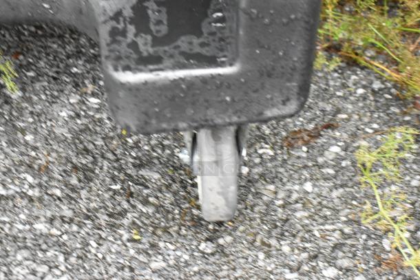 BRAND NEW SCRATCH AND DENT! Cambro Black Poly Cart on Commercial Casters. - Image 5 of 5