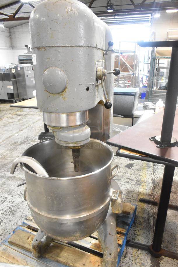 Hobart V1401 Metal Commercial Floor Style 140 Quart Planetary Dough Mixer w/ Mixing Bowl and Dough Hook Attachment. 208/240 Volts, 3 Phase. - Image 2 of 9