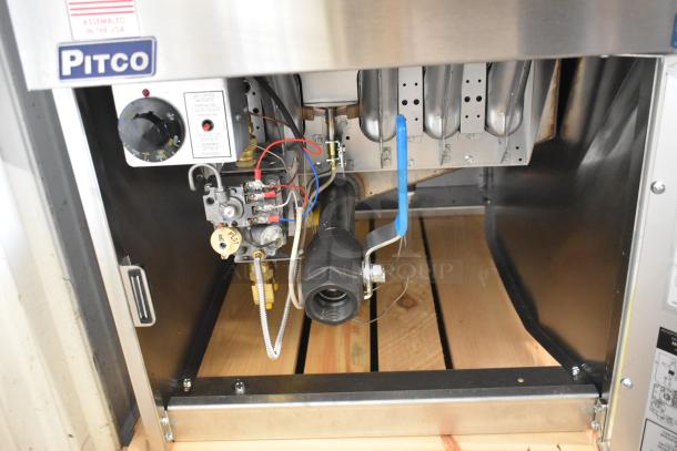 Brand new 2025 Pitco Frialator SG18 natural gas fryer, 75 lb capacity, stainless steel, 140,000 BTU. Scratch and dent condition.