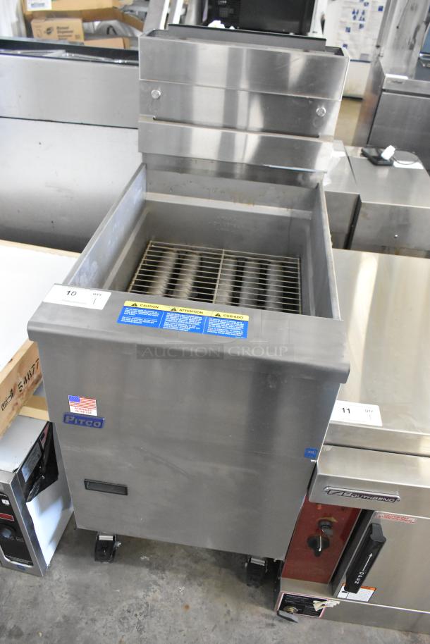 Brand new 2023 Pitco Frialator SG18 stainless steel propane gas fryer on casters, 140,000 BTU, scratch and dent condition.