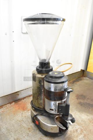 Metal Commercial Countertop Espresso Bean Grinder. 115 Volts, 1 Phase. - Item #1195316