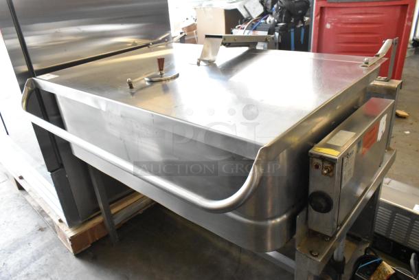 Groen NFPC-4 stainless steel 40-gallon braising pan, floor model, 208V, 3-phase, used condition, with control panel.