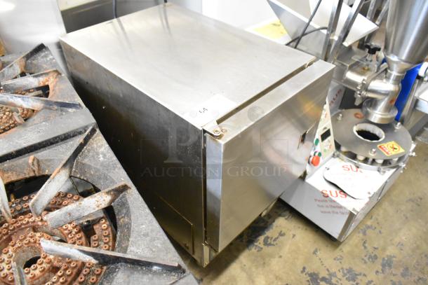 Southbend RapidSteam RS-4E steam cabinet, stainless steel, electric, 208 volts, single deck, used condition.