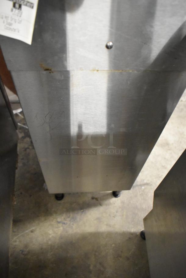 Bunn ICDD-3 stainless steel commercial reservoir for iced coffee dispenser, model ICDD-3, in good condition.