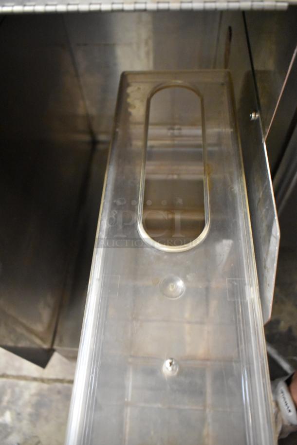 Bunn ICDD-3 stainless steel commercial reservoir for iced coffee dispenser, clear plastic lid, good condition.