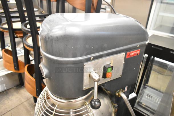 Avantco MX30 commercial dough mixer, 30-quart capacity, with stainless steel bowl, bowl guard, and dough hook. Model MX30.