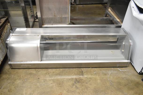 Sakura Metal Commercial Refrigerated Display Case, countertop model, 115 volts, 1 phase, glass front, good condition.