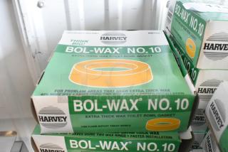 8 new Harvey Bol-Wax No. 10 gaskets. Extra thick wax for 3"/4" outlets. Minor scratches/dents on boxes. Model #007400.
