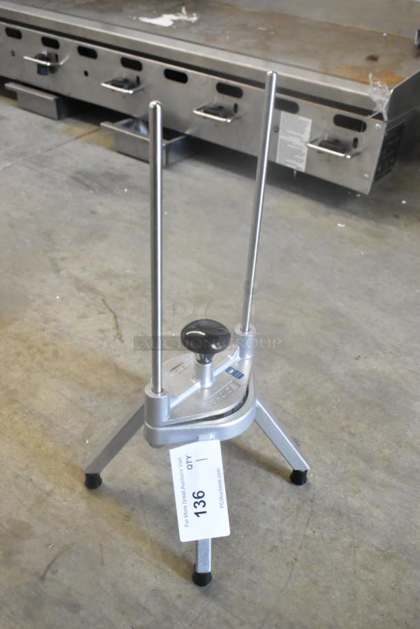 New Choice 40710WDG food prep wedge cutter, 10 sections, robust metal frame, scratch and dent condition.