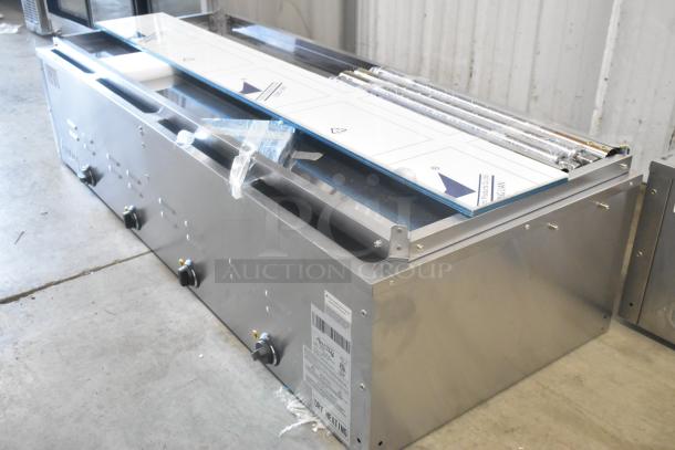 BRAND NEW Avantco 177STE4SA stainless steel steam table, four-pan capacity, open well, with undershelf. 120V, 1 Phase.