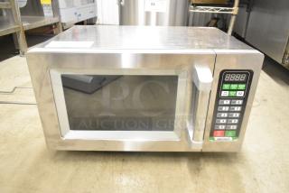 Winco EMW-1000ST stainless steel commercial microwave oven, 120V, with digital keypad, excellent condition.