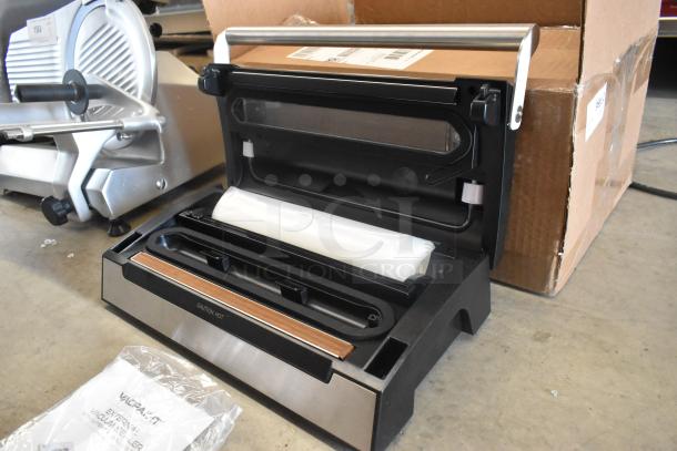 Brand new 2024 VacPak-It 186VSM12PRO external vacuum sealer, 12" seal bar, cutter, roll holder, 120V, 1 phase, scratch and dent.