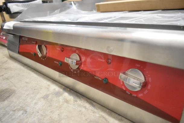 BRAND NEW Avantco 177EG30N stainless steel electric griddle with control knobs, 208/240V, 1 Phase. Scratch and dent condition.